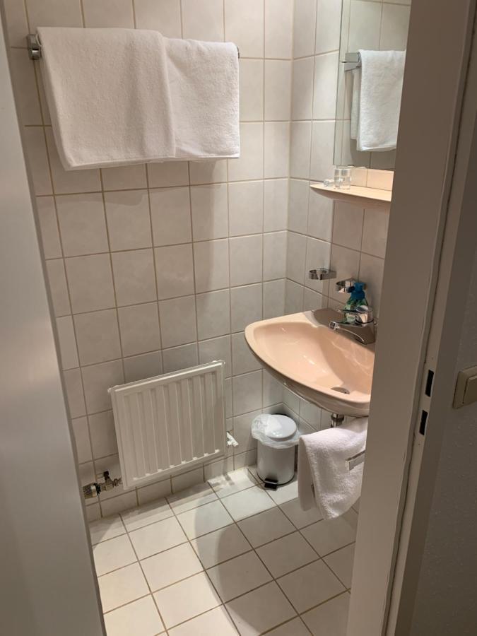 Gasthof Zum Baeren Asperg Eksteriør billede
